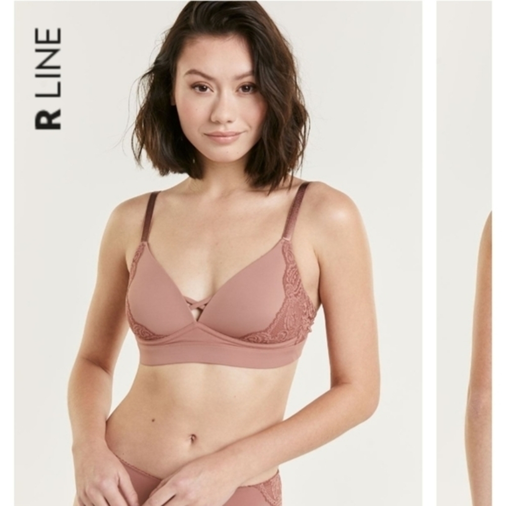NWT Reitmans R line Lina wireless lace‎ bra,satin 2 in 1 straps,38DD